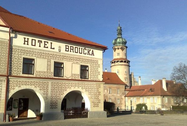 Hotel U Broucka Nove Mesto nad Metuji Exterior foto